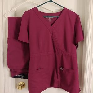 Grey's anatomy burgundy scrub set